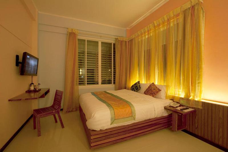 Much-Che Manta Boutique Hotel Udon Thani Habitación foto