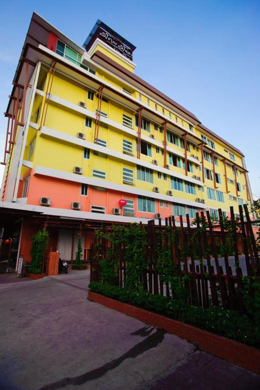 Much-Che Manta Boutique Hotel Udon Thani Exterior foto